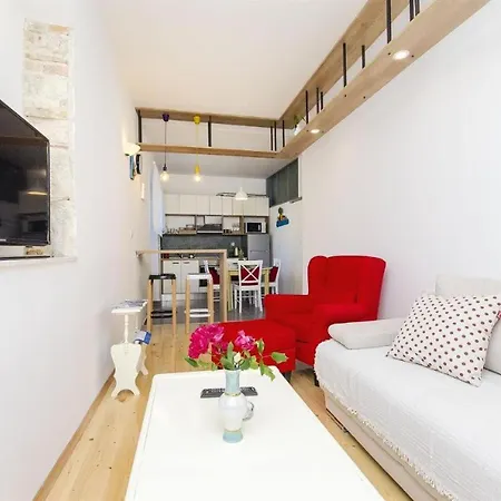 شقة Apartman Roberto