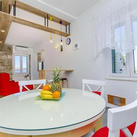 Apartment Apartman Roberto Split